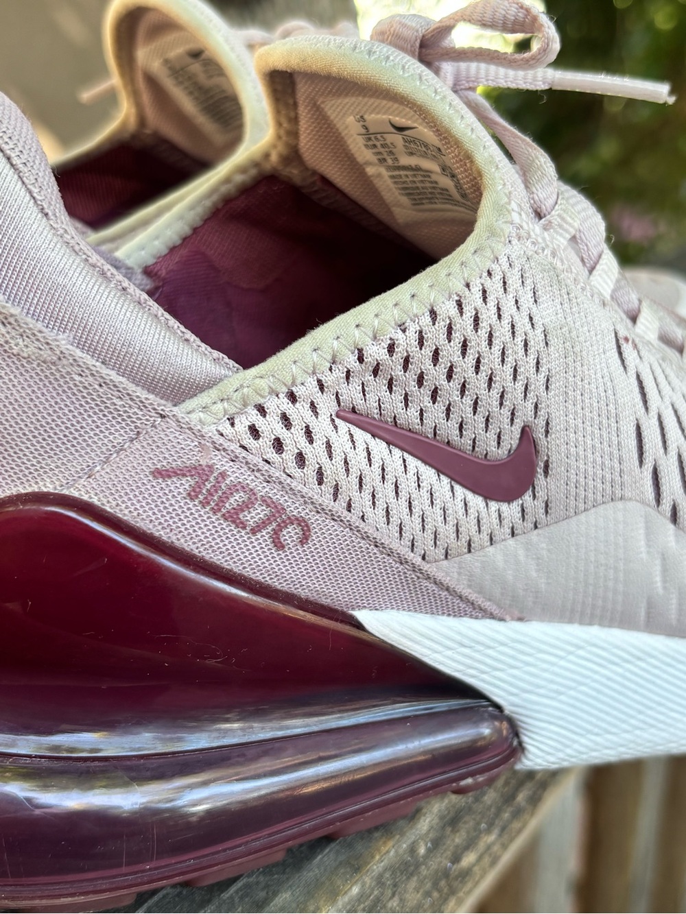 Nike Air Max 270 Sneakers- Women’s Size 9 Barely Rose/Vintage Wine - Picture 10 of 13